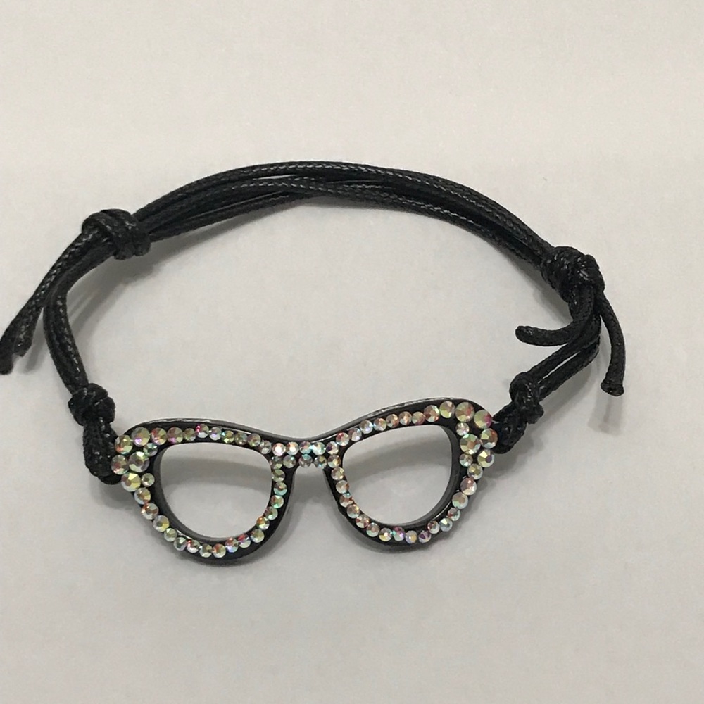 Beautiful adjustable glasses bracelet w/ crystals